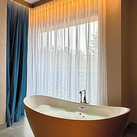 Mazurski Raj Hotel Karwica